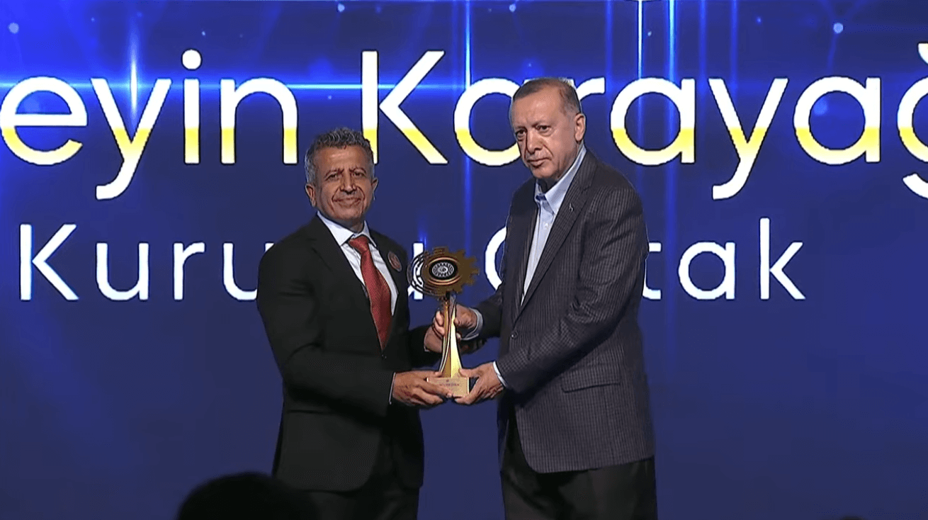 Hüseyin Karayağız and President Recep Tayyip Erdoğan